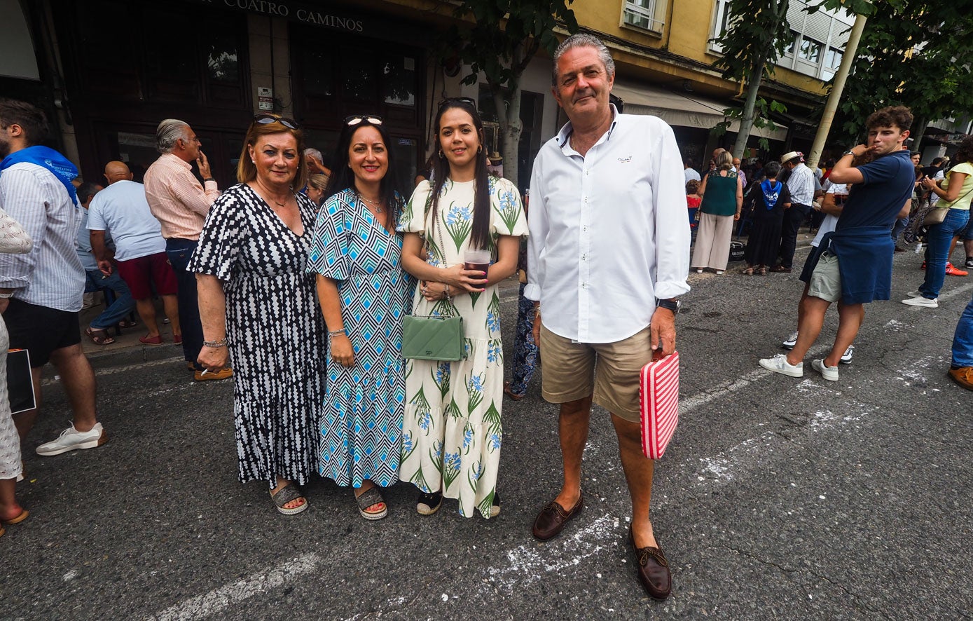 Manuela Calderón, María García, Esther Molina y Alberto Aldecoa.