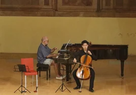You Wu, al violonchelo, y Miguel Ángel Ortega, al piano, fueron dos de los músicos del Encuentro