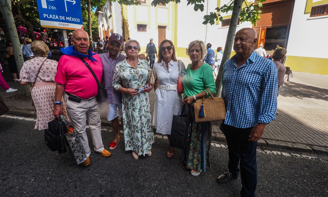 Miguel Ramos, Bruno Oria, Inés Pérez, Yolanda Cagigas, Merche Pérez y Manuel Oria.