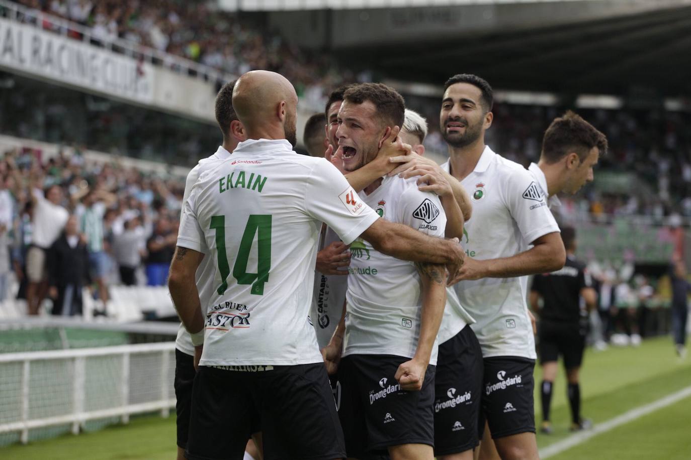 Íñigo Vicente estrenó el marcador para el Racing