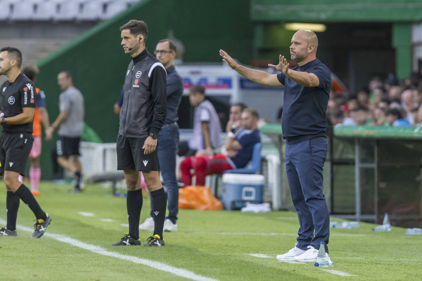 El entrenador pide calama a sus jugadores