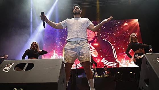 Ocho mil gargantas cantaron en Vive la Feria