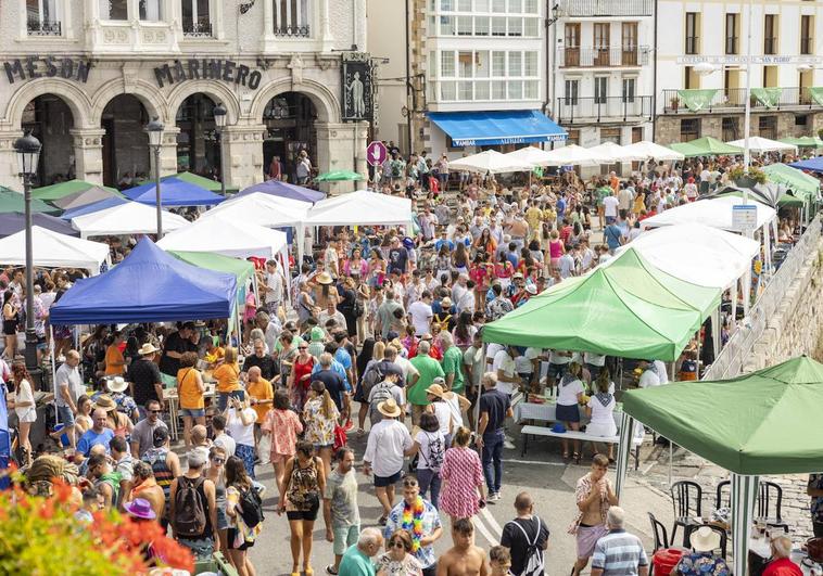 La multitudinaria celebración llenó la zona del puerto de Castro Urdiales.