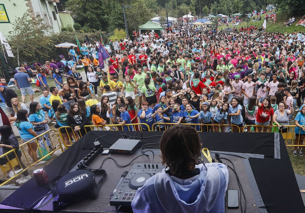 Fiestas y arroz en el Parque de Miravalles