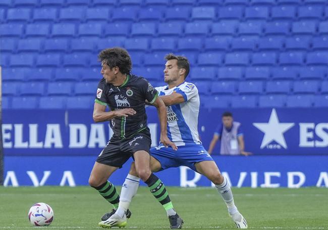 Sangalli peleó por cada pelota en el tramo final de la primera mitad.