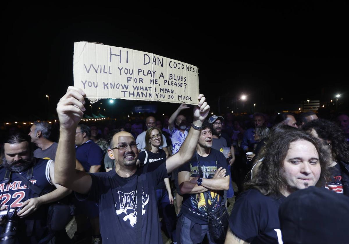 Público durante el concierto de Danko Jones.