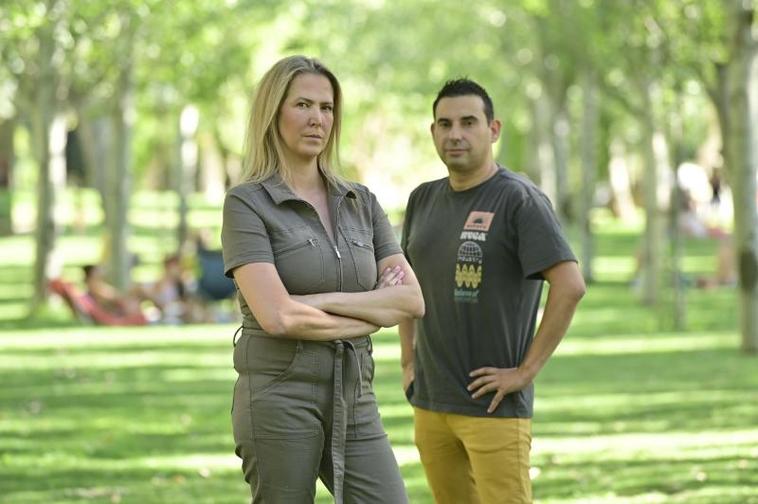 Olga González y Daniel Miguel en el parque de Las Moreras (Valladolid).