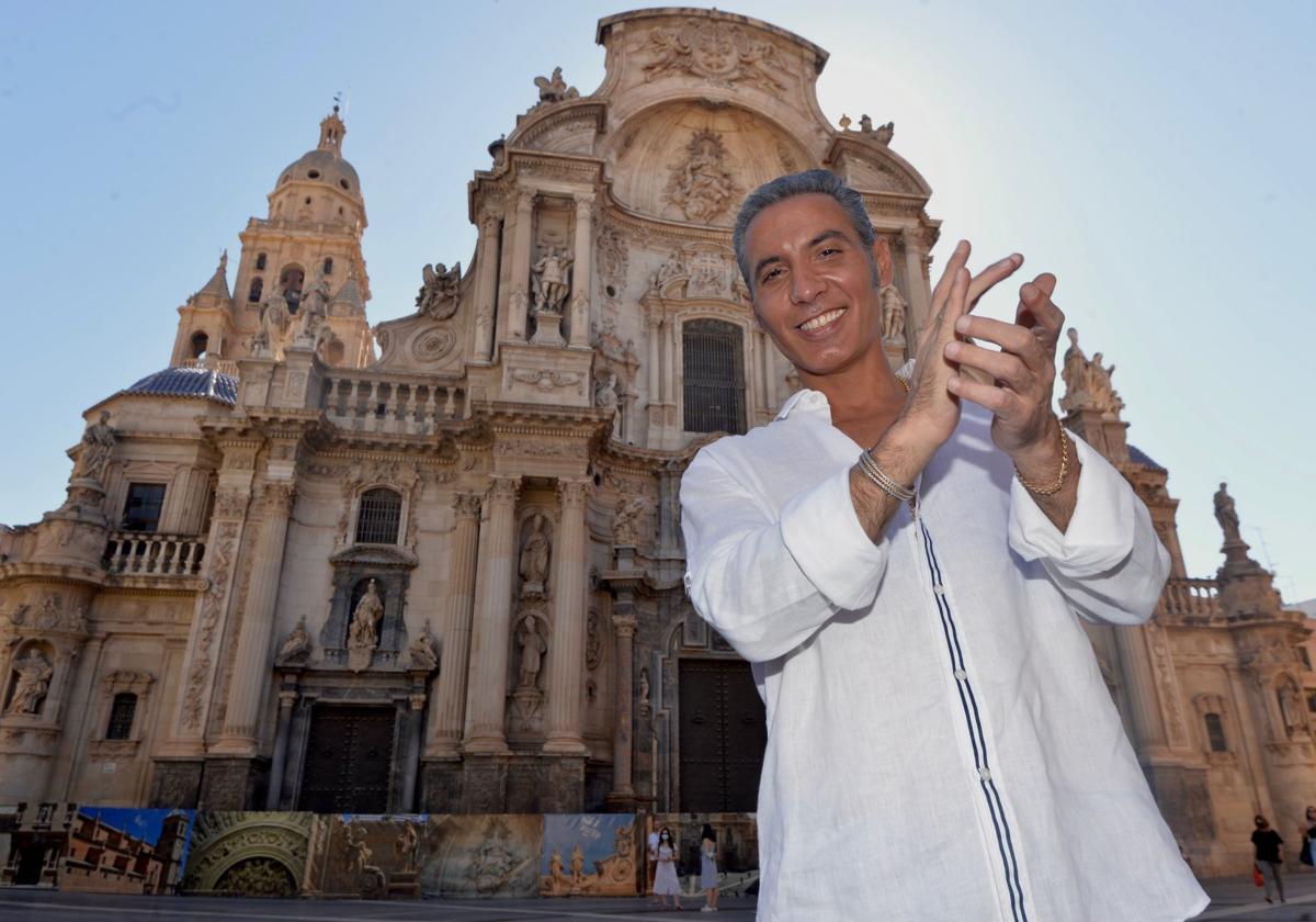 El cantante Pitingo ofrecerá hoy un concierto benéfico en Santander.