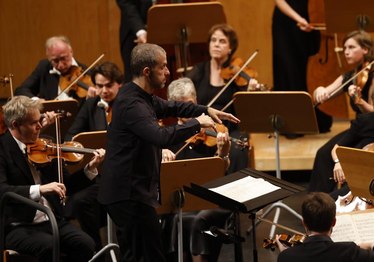 Omer Meit Wellber, anoche, durante el concierto de clausura.