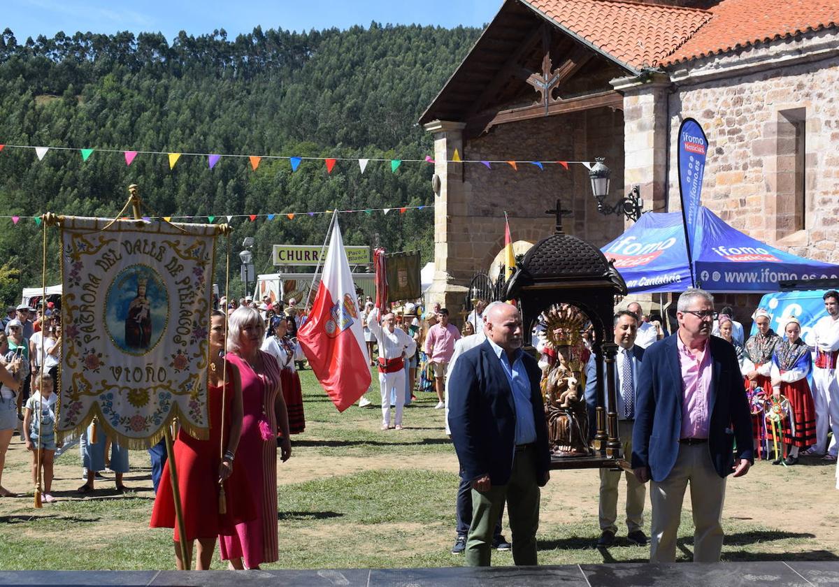 El miércoles 6 de septiembre a las 21.30 horas se celebrará la Procesión de la Luz desde el Santuario hasta la parroquia de San Vicente Mártir.