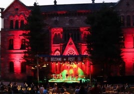 Actuación en el Beltane Fest en el Palacio de Sobrellano el año pasado.