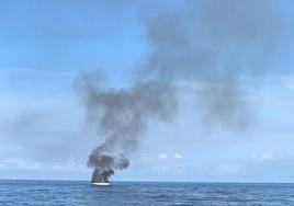 Fotografía tomada por Javier San Miguel, patrón del barco que acudió al rescate.