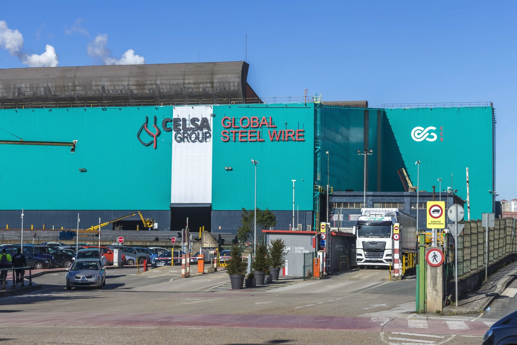 Las empresas cántabras de Celsa, tranquilas a la espera de cambios en la gestión del grupo