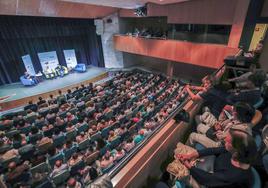 La UIMP abrió sus actividades culturales con el homenaje de los Martes Literarios a Almudena Grandes.