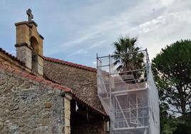 Suances reacondiciona la cubierta del centro cultural de Tagle