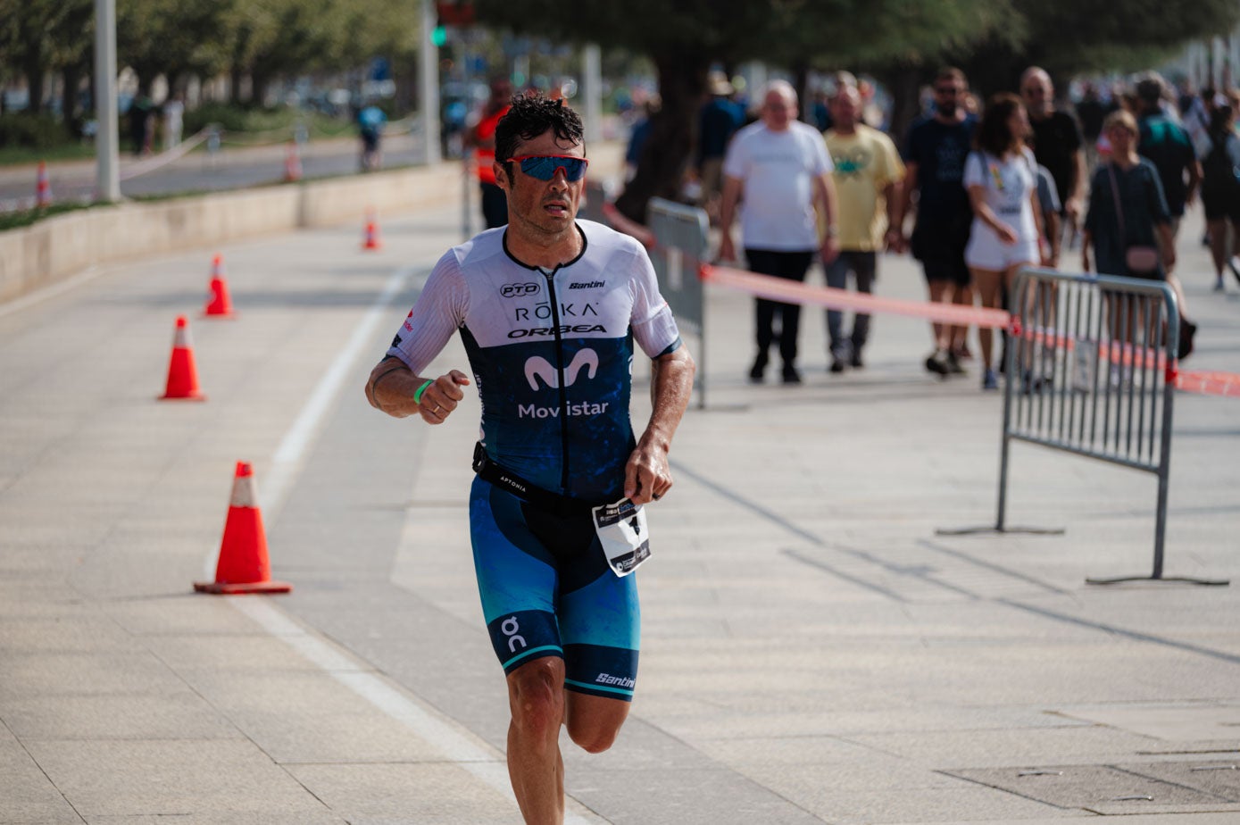 Javier Gómez Noya, vencedor de la prueba en la categoría masculina. En la carrera a pie, el gallego incrementó su ventaja para certificar una victoria que parecía cantada