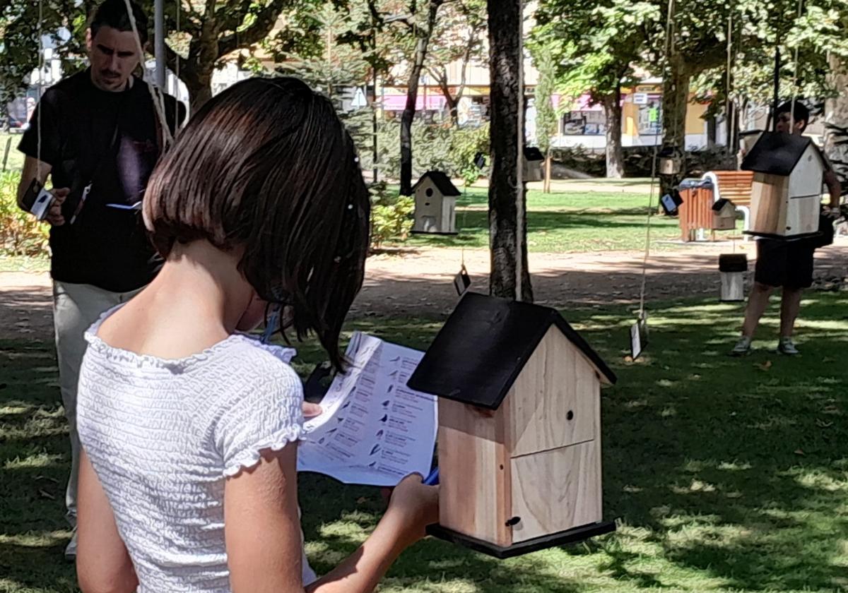 Imagen de la instalación que hoy sirve de apertura del proyecto de creación de encuentros vecinales