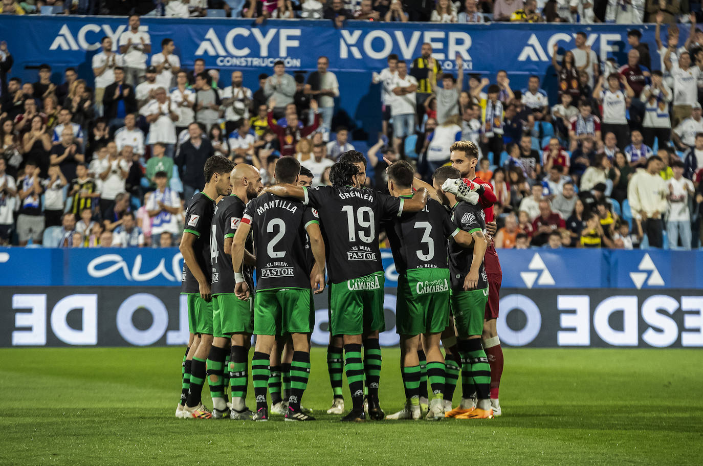 Los futbolistas del Racing, antes del inicio.