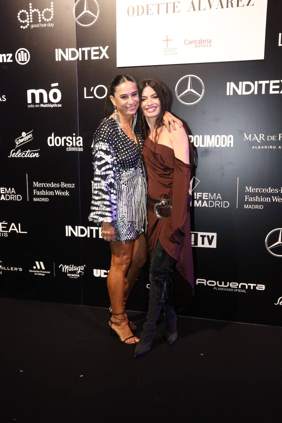 Odette Álvarez con Ángela Rozas (Madame de Rosa), una de sus mejores amigas y musa de la diseñadora cántabra.