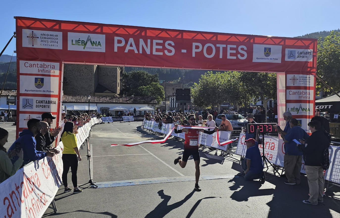 Lucas Alonso, ganador de la prueba masculina. 