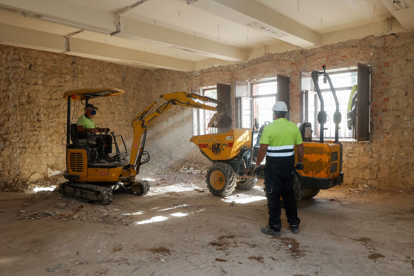 Las obras, valoradas en 1,1 millones, servirán para renovar las estancias de la antigua sede de la Cámara de Comercio y transformar el edificio en la segunda sede del Ayuntamiento.