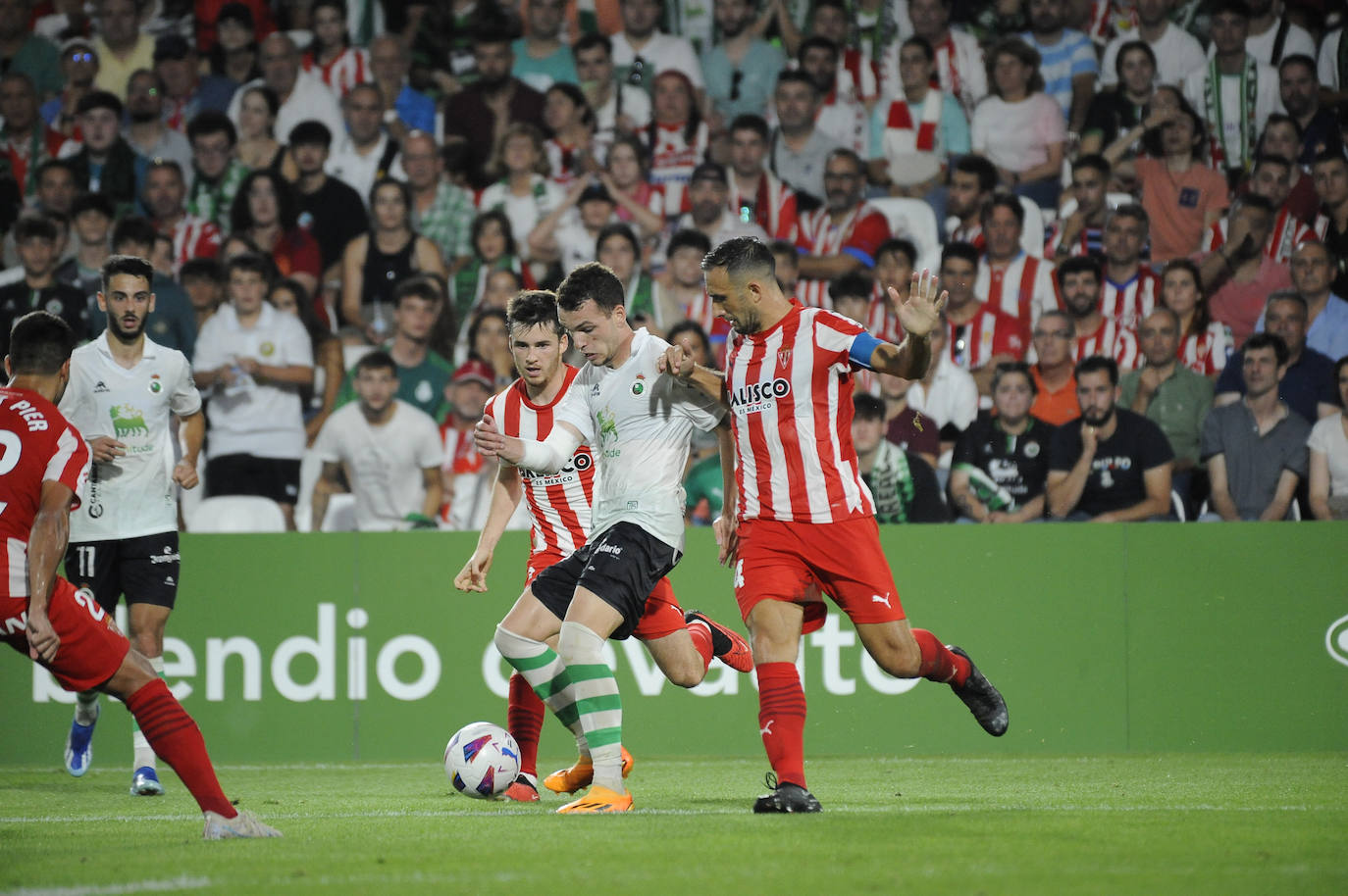 El Racing-Sporting, en imágenes