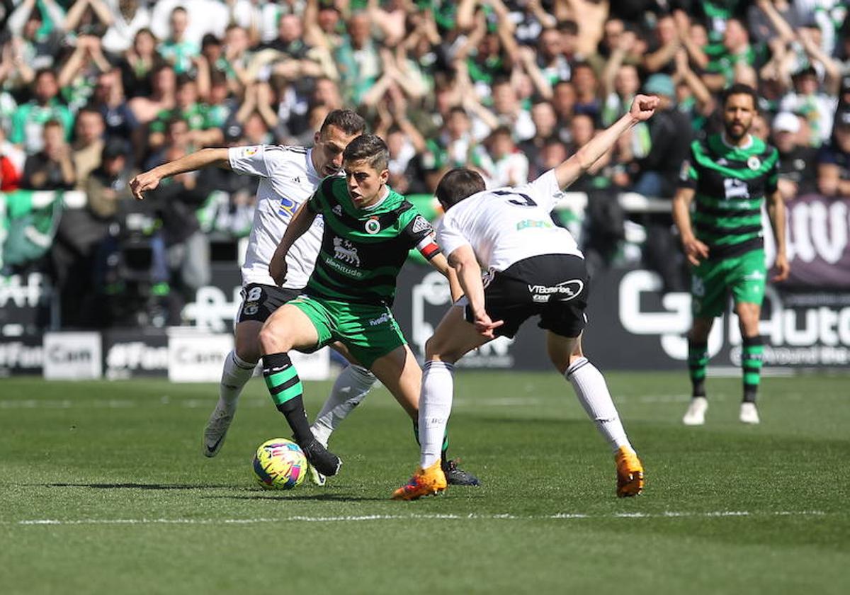 Íñigo Sainz-Maza, durante el Burgos-Racing del año pasado.