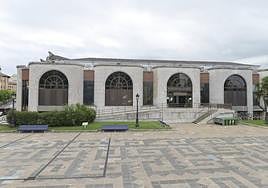 Vista exterior del Mercado de México, ubicado en la calle Alta.