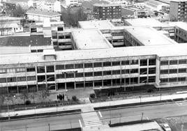 Fotografía de la Facultad de Medicina en 1989