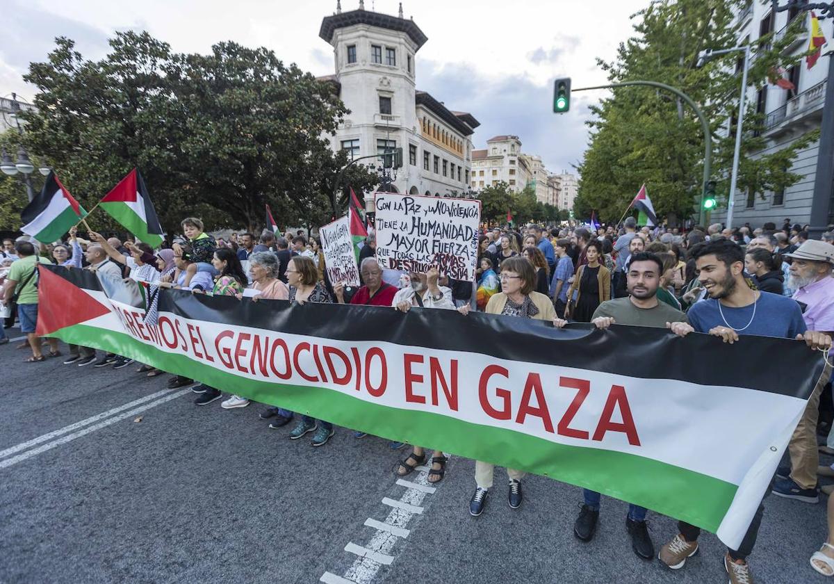 Manifestación de este miércoles en Santander.