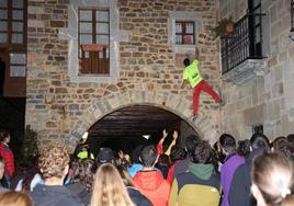 Imagen de la última edición del Campeonato FEDME (Federación Española de Deportes de Montaña y Escalada) de Escalada Urbana en Potes.