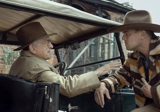 Robert De Niro y Leonardo Di Caprio, en una escena de 'Los asesinos de la luna'.