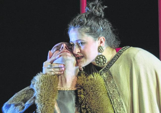 Una lectura diferente de 'Macbeth' a cargo de la asturiana Teatro Del Norte.