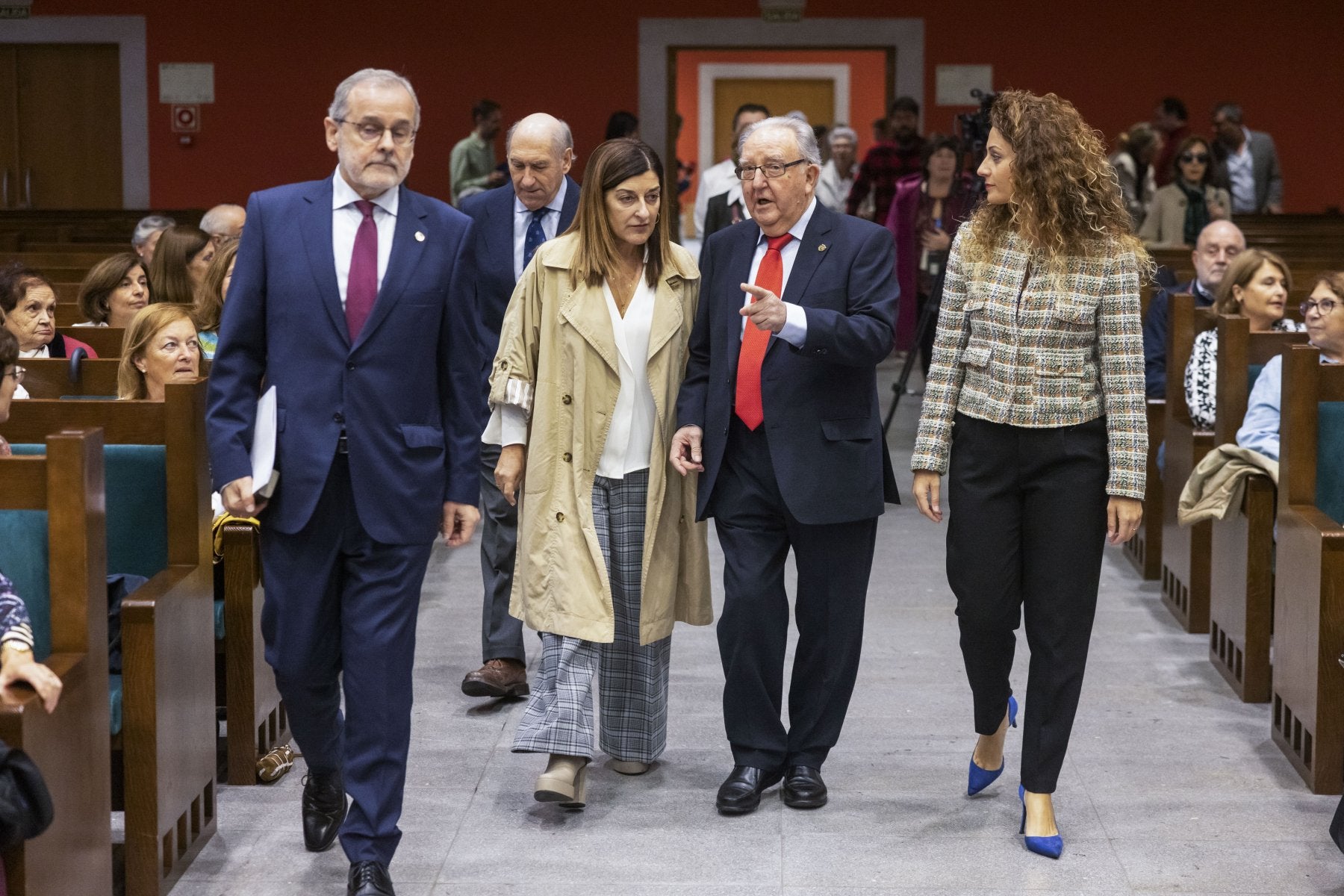 Ángel Pazos, María José Sáenz de Buruaga, Modesto Chato y AinoaQuiñones.