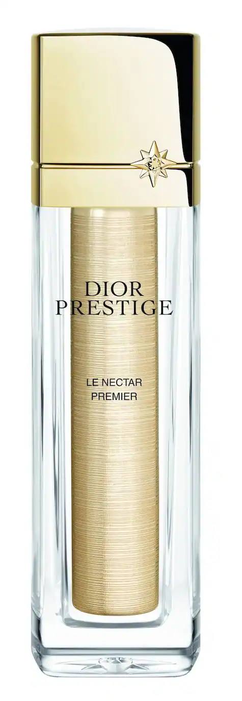 El nuevo sérum de Dior es fruto de la investigación de 18 expertos eminencias internacionales en revertir el envejecimiento. Este suero, recargable, concentra la vitalidad de los primeros brotes de Rosa de Granville en el corazón de Rosapeptide Premier para reparar todos los signos visibles del envejecimiento: estructura - densidad; textura - aspecto alisado de la piel; y color – luminosidad. 