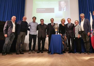 El Racing, en el homenaje al histórico Vicente Miera