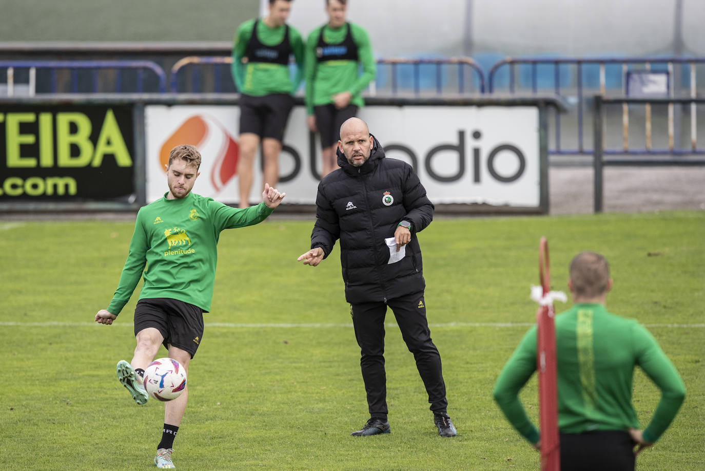 El Racing prepara el partido ante el Valladolid