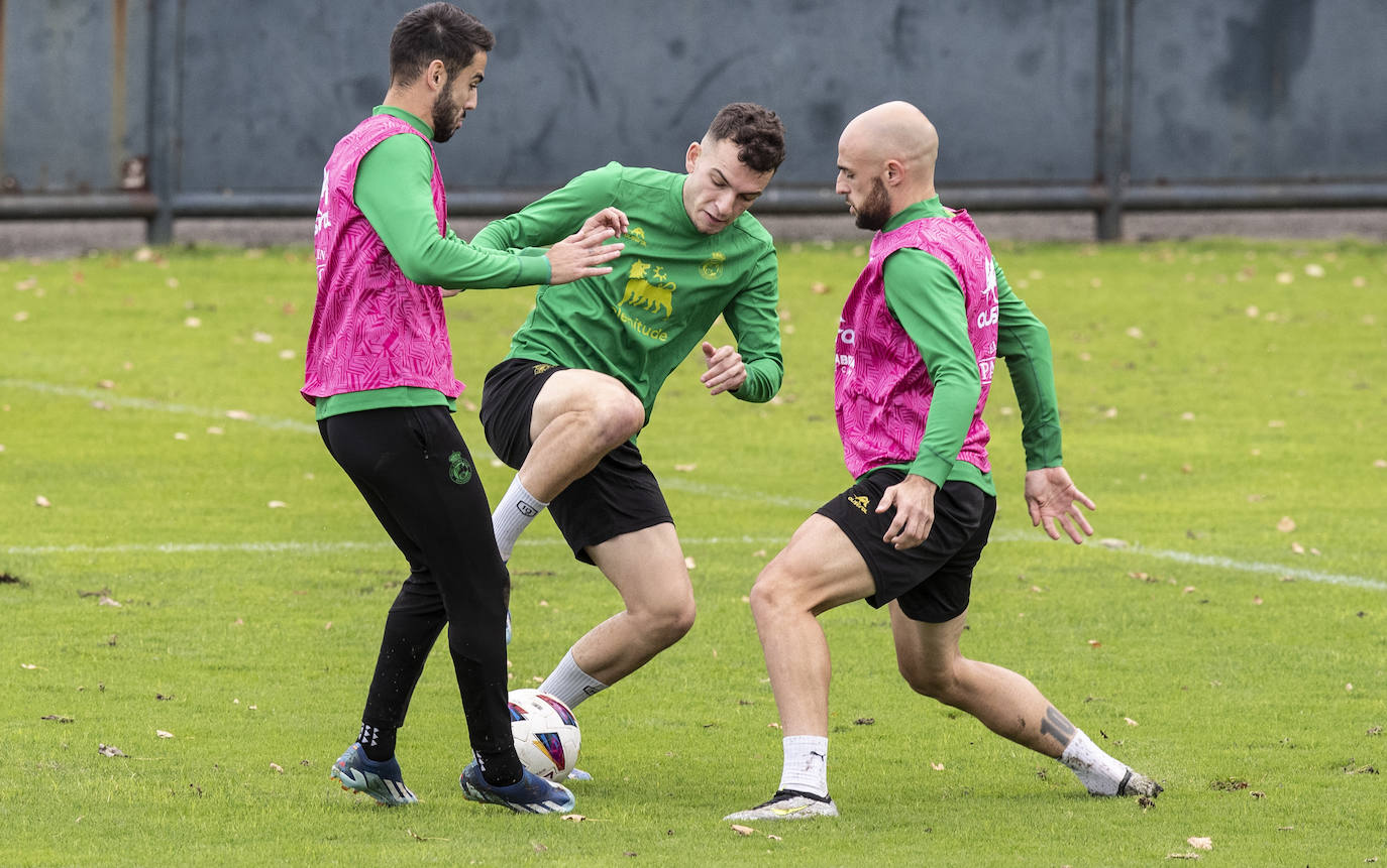 El Racing prepara el partido ante el Valladolid