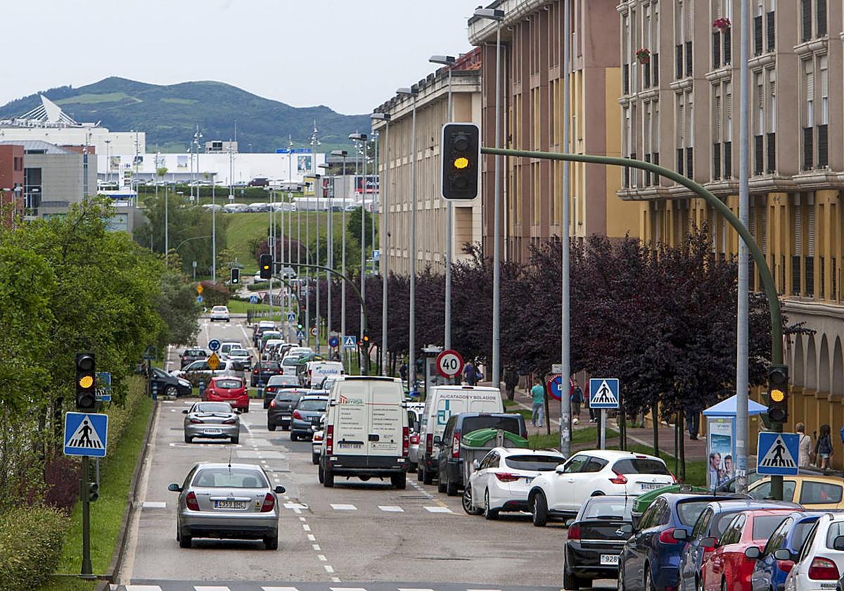 Imagen de la calle Los Ciruelos, en El Alisal, donde se ha producido el suceso.