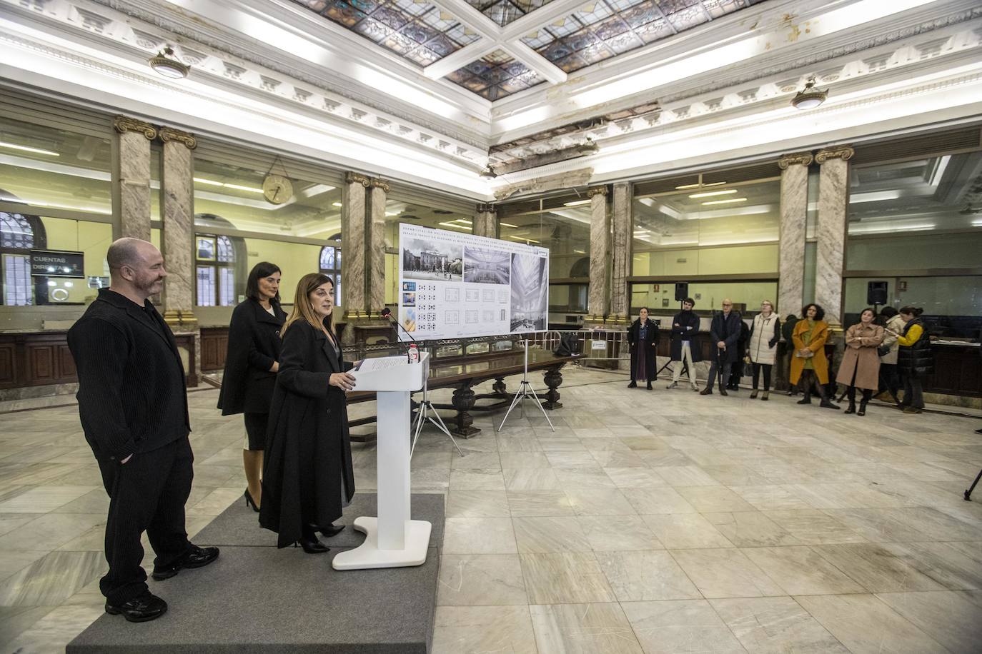 Buruaga ha recalcado durante su intervención que se trata de un proyecto de región «absolutamente estratégico» que servirá de «palanca cultural» para Santander y para Cantabria.