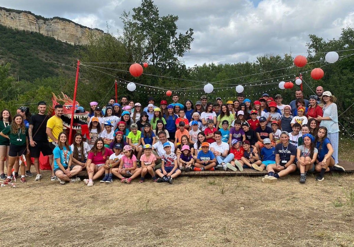 Los campamentos de verano suponen una actividad de ocio muy atractiva para los niños y jóvenes.