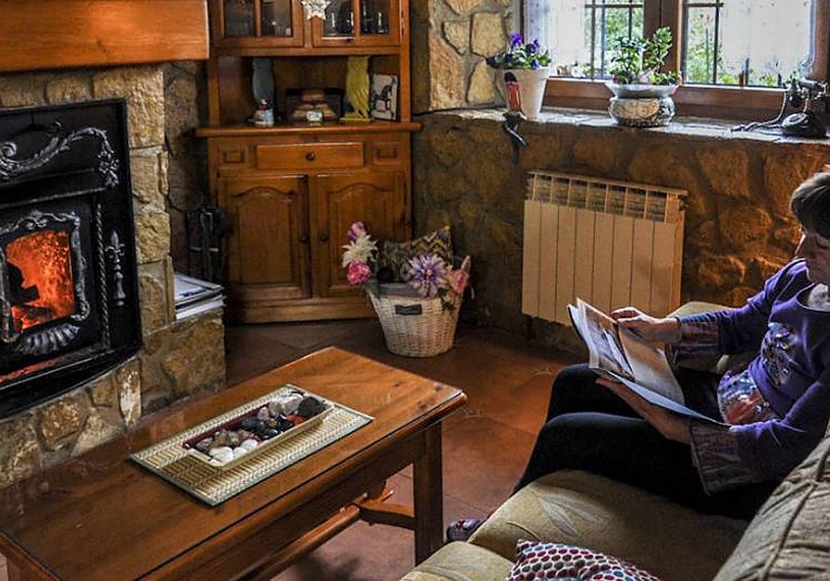 El 112 Cantabria pide prudencia para evitar incendios en viviendas con la llegada del frío