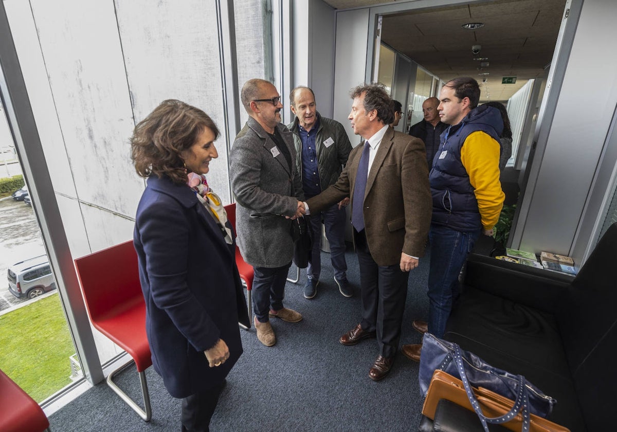 El consejero Palencia se reunió con los afectados.