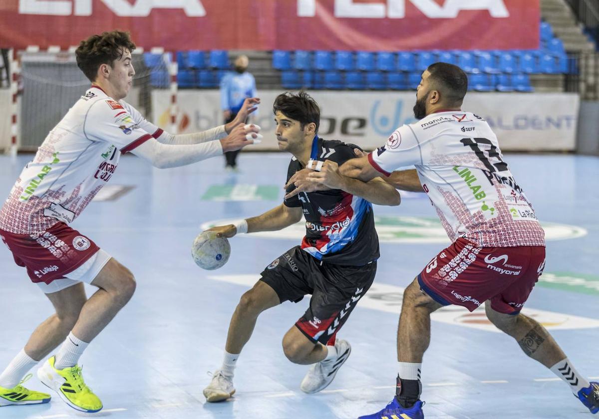 El Blendio Sinfín hinca la rodilla ante el Ciudad de Logroño