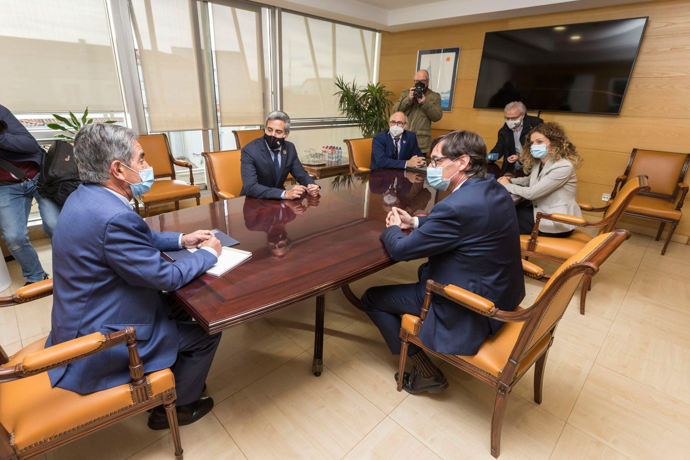 Reunión de Salvador Illa, Ministro de Sanidad, con el gobierno de Cantabria durante la crisis sanitaria mundial del coronavirus.