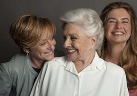 Lola Herrera, Lola Baldrich y Ana Labordeta .
