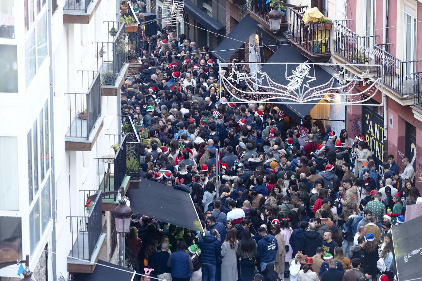 Las ganas de celebración inundaron las calles de Santander.