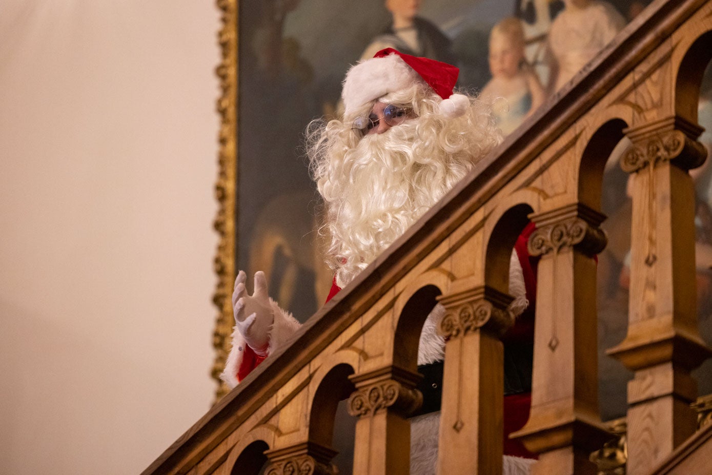 Papá Noel aparece en la escena final. 