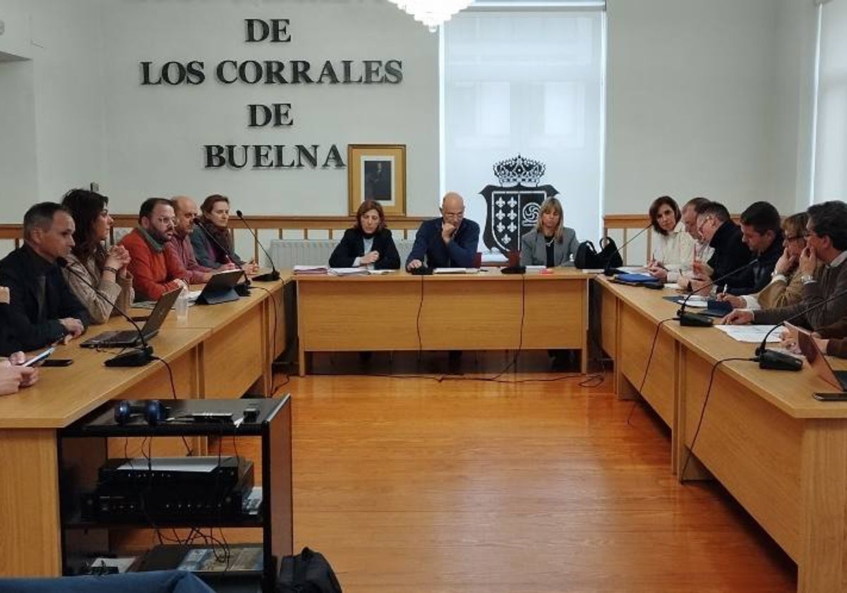 Última sesión plenaria del año en Los Corrales.