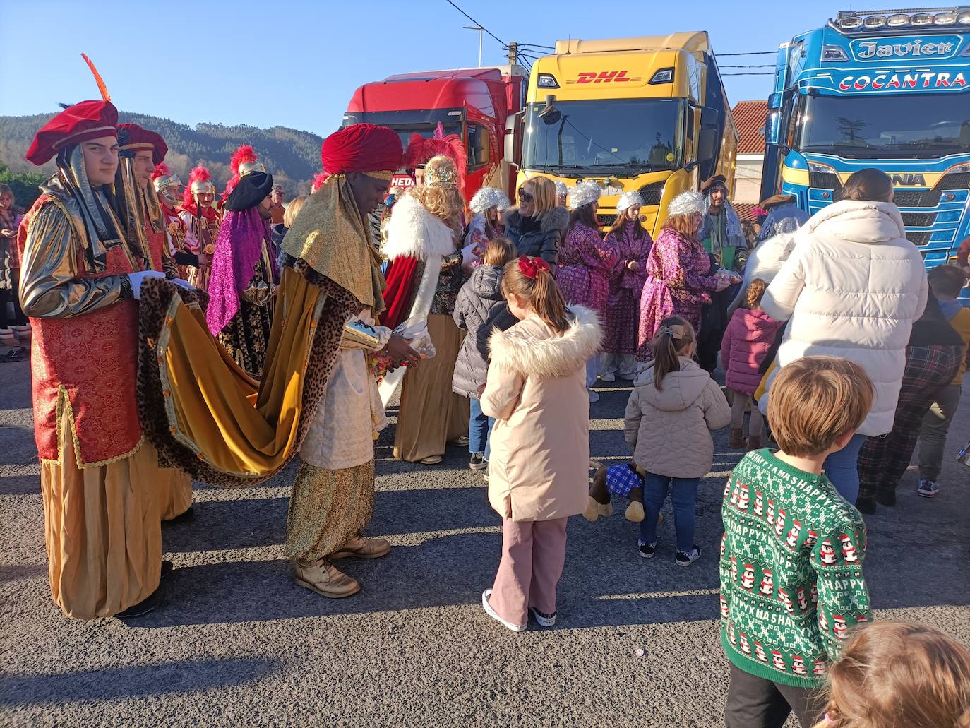 La ilusión llega a Piélagos en camión.